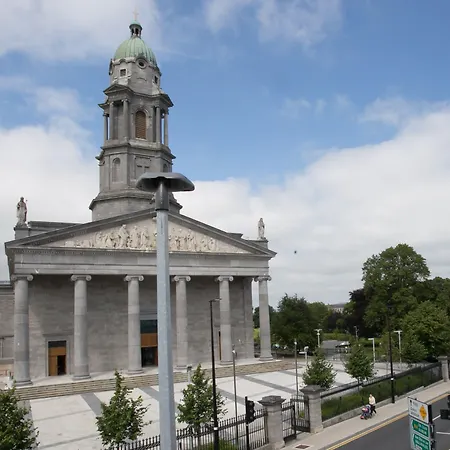 Cathedral View Appartamento Longford